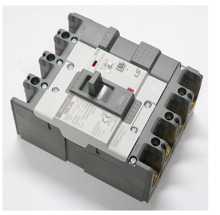 MCCB 4 pha loại khối chỉnh dòng(0.7-0.85-0.1) x Inmax - LS